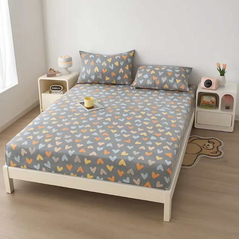 Protège matelas anti-acarien motif cœurs colorés zoom detail