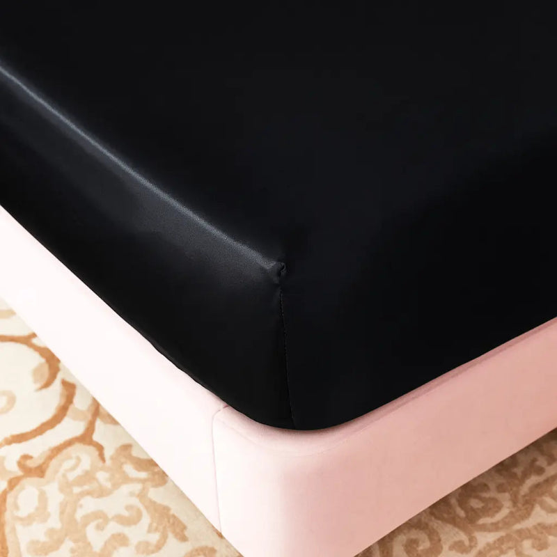 Protège-matelas intégrale noir élégant sans taies zoom detail