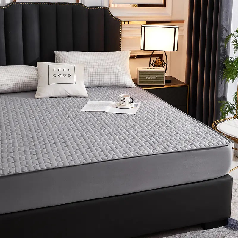 Housse-de-matelas-impermeable-gris-devant