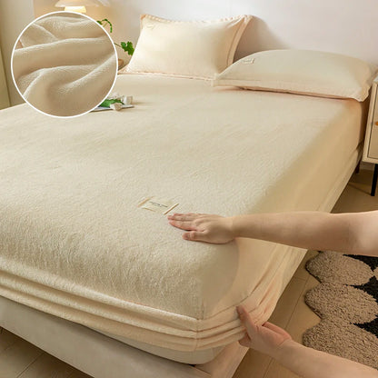 Housse-de-matelas-intégrale-beige-crème-en-velours