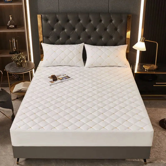 Housse de matelas anti-acarien blanche capitonnée