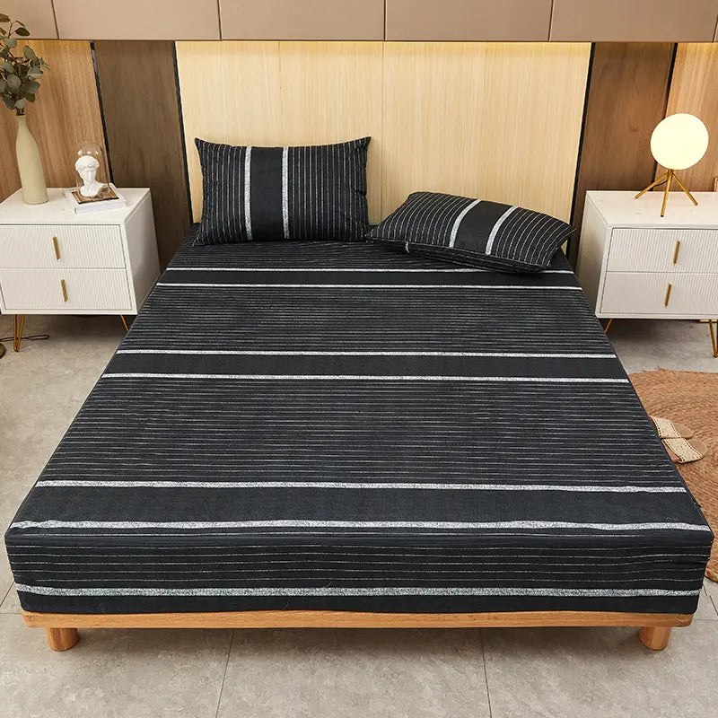 Protège-matelas imperméable rayures noires cote